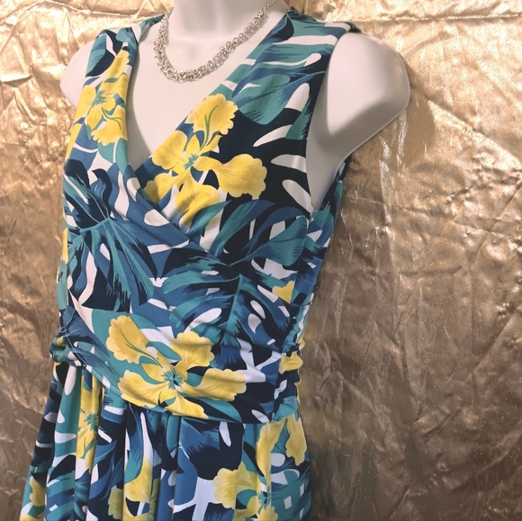 Land's End Tropical Criss-cross Dress, Size 6-8 petite. Excellent Pre-owned Cond - Picture 8 of 9